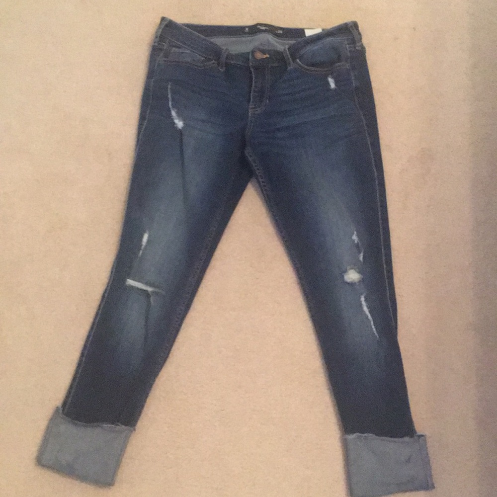 Hollister Crop Jeans